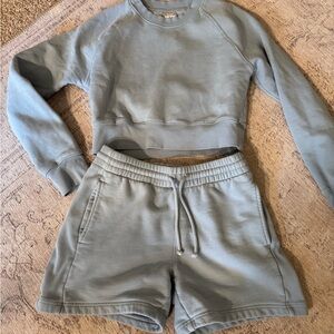 Aritzia TNA Cozy Sweatfleece Shorts Set - Size S